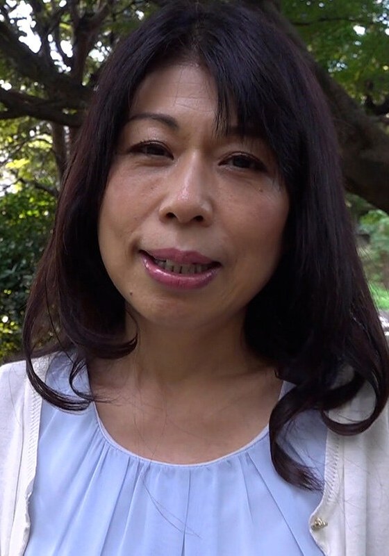 教養 上品な雰囲気の熟女が旦那さんとのセックスレスに耐えかねてAV撮影で発散！容姿からは想像できないドスケベSEX！