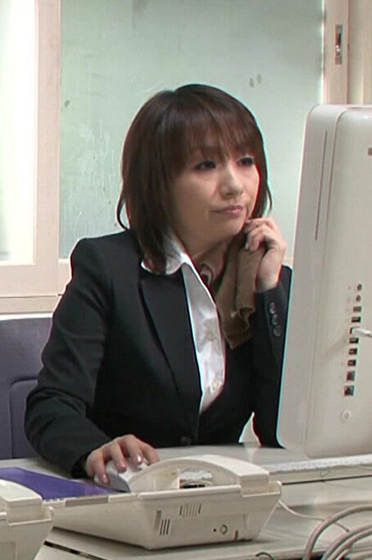 企業文化 社内でイケないことをする熟女社員