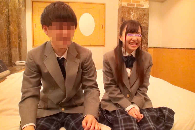 学園 ‘時限式絶対に破けるコンドーム’を渡して同じ学校に通う男女の友達同士へ強●中出しドッキリ企画！同級生男女がラブホテルで抜かずの連続射精ミッションに挑戦！ゴム内にパンパンに溜まっていた精子が突然コンドームが破れて想定外の膣内大量射精！！ 2 みさき
