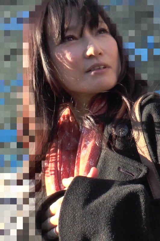 主婦 モデル体型の人妻をナンパ！！69までしてくれるスケベさが最高！