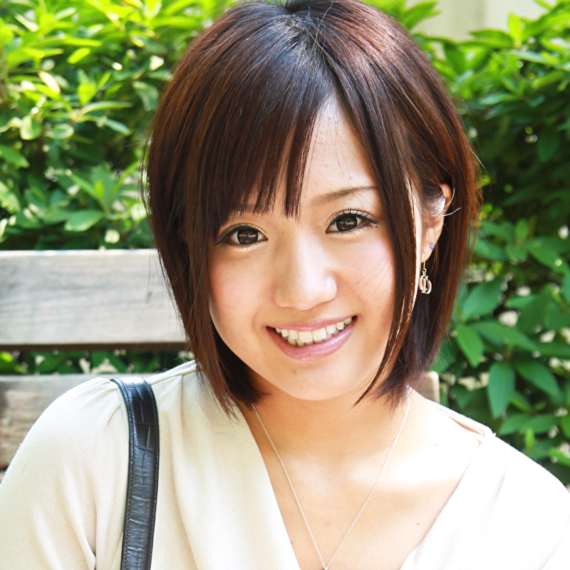 若妻 みゆう