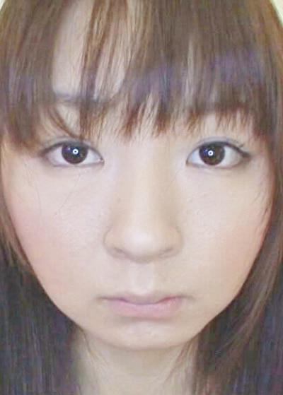 美少女 私は買われた･･･。極カワ娘は性の捌け口に！大人たちにヤリタイ放題されて顔面シャワーで汚された。