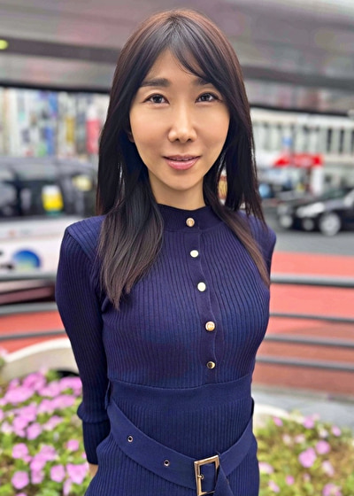 人妻 紅音さん