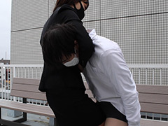 M男 OLの日常 金蹴り手コキ○○発射編 Pumps Cam Version.