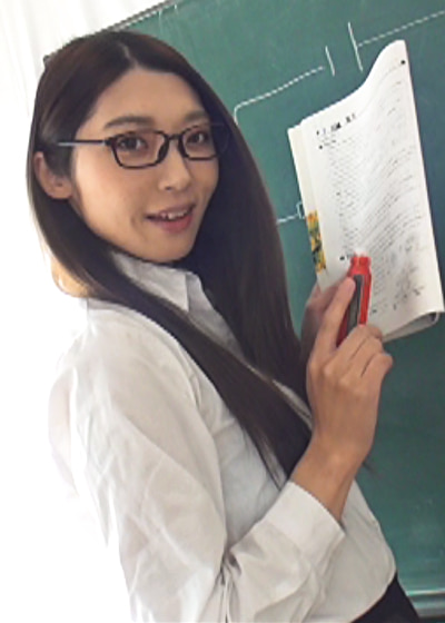 お姉さん系 美脚痴女の絡みつくベロ～自分本位でイキたがる痴女様の性態 香苗